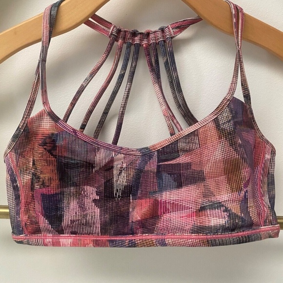 Lululemon Womens Lighten Up Sports Bra Pink Multicolor Size 6 - Picture 1 of 7